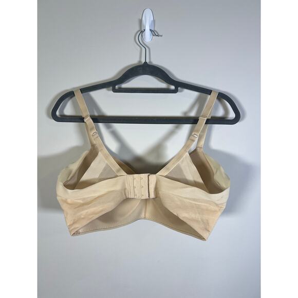 Wacoal Nude Seamless Bra - Picture 4 of 8